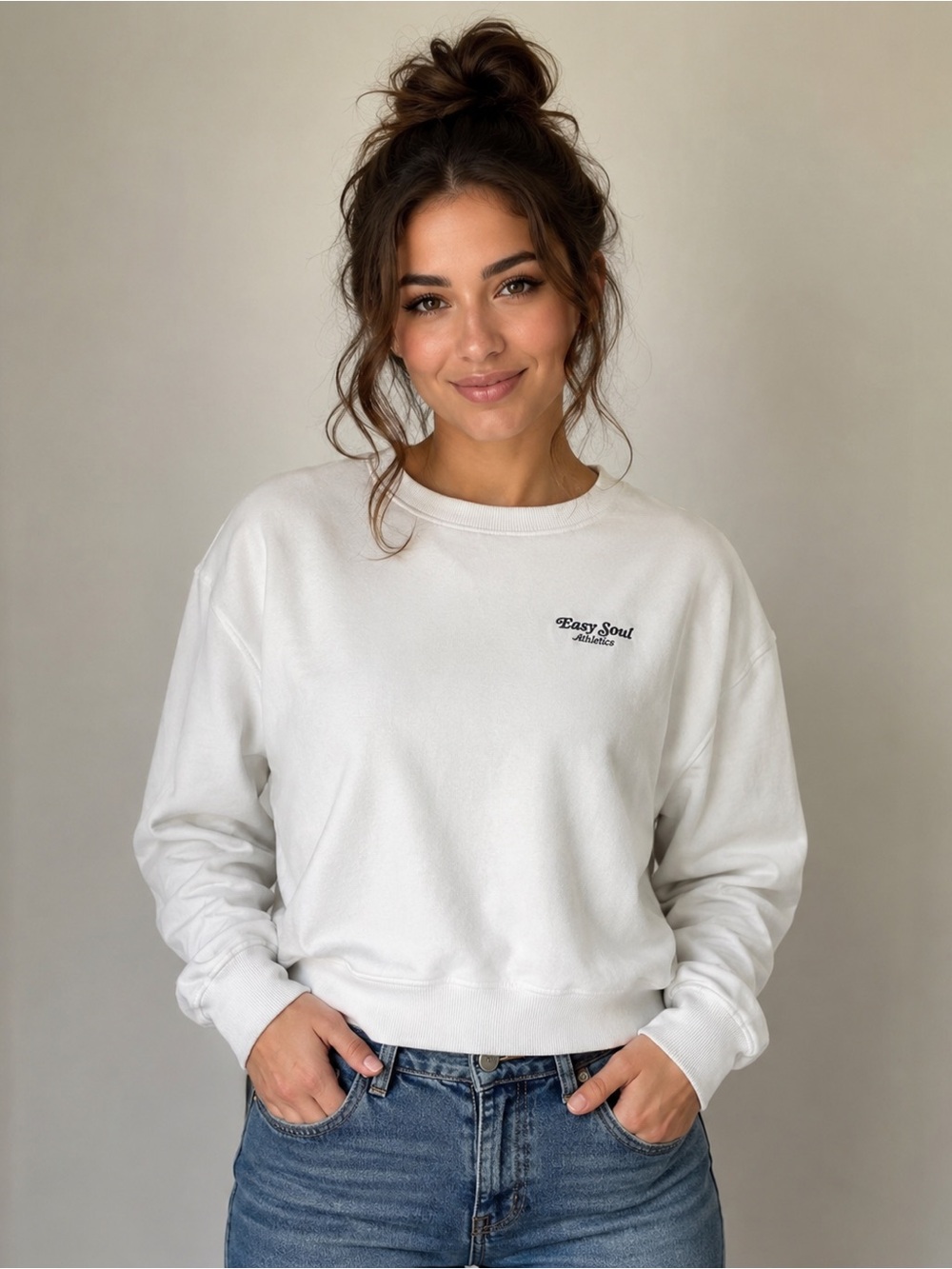 H&M White Crewneck Sweater ~ Size XS